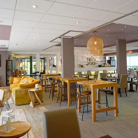 Hotel Western The Wish Versailles Guyancourt