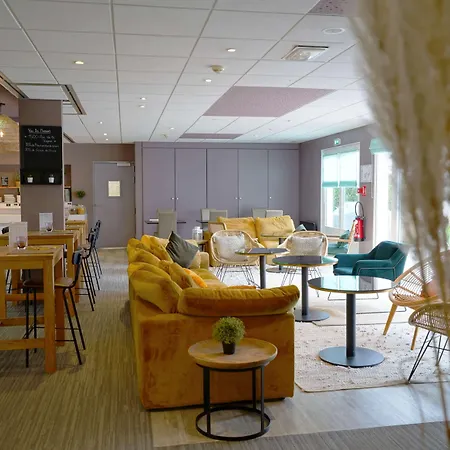 Hotel Western The Wish Versailles Guyancourt