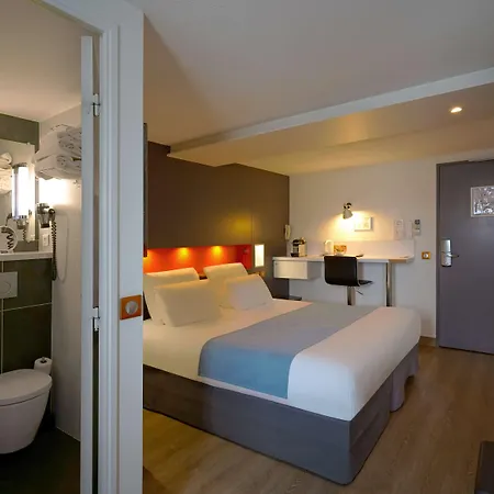 Hotel Western The Wish Versailles Guyancourt
