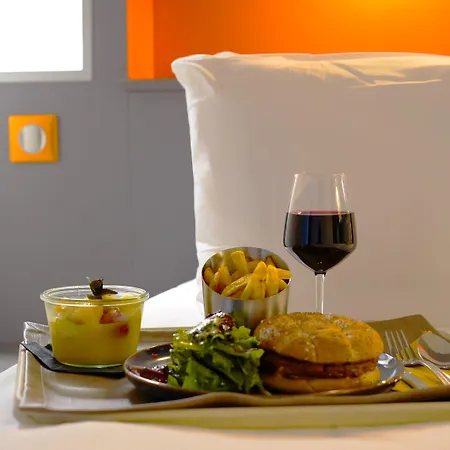 Western The Wish Versailles Hotell 3*