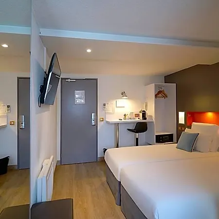 Western The Wish Versailles Hotel Guyancourt